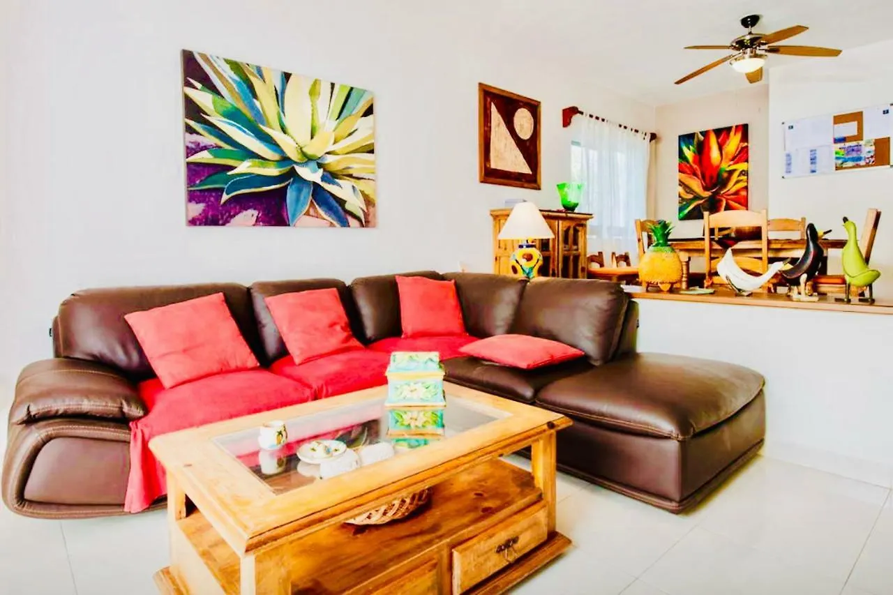 Guest house Deluxe Family Room E8 Dolce Vita Caribe B&B Playa del Carmen Mexico